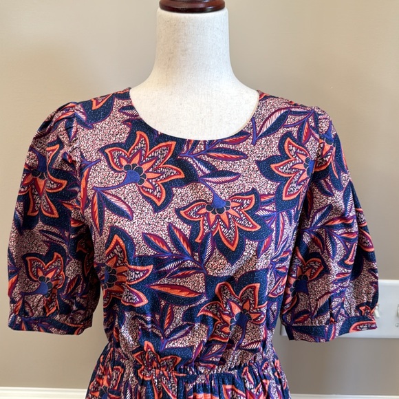 Gorgeous Evereve Floral Dress Size Small NWT - Picture 2 of 11